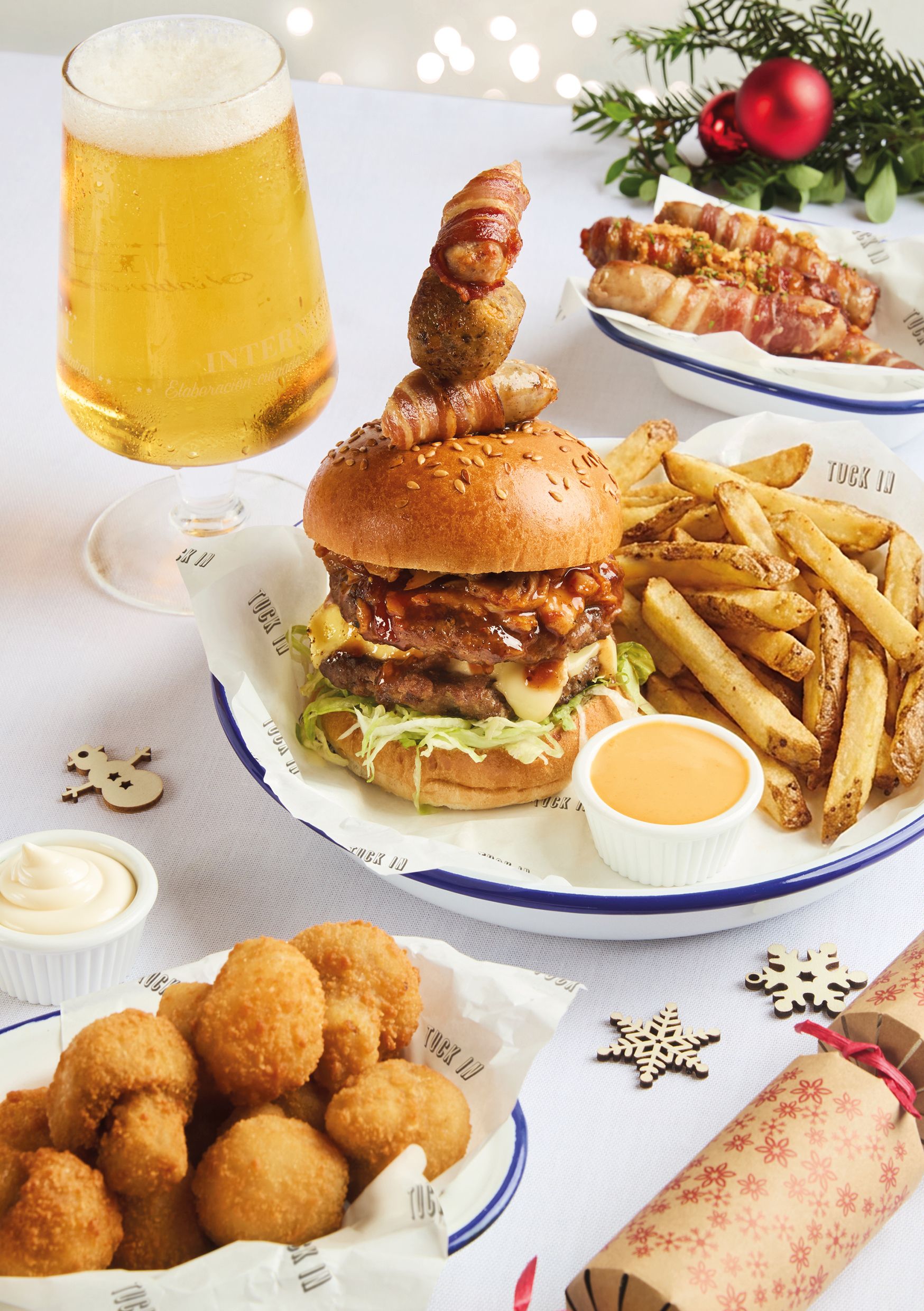 Festive Lunch & Dinner at The Seven Woods in Westbrook